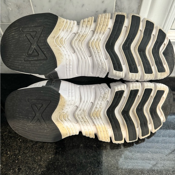 Men's Nike Metcon 4 SZ 12 - Picture 4 of 5